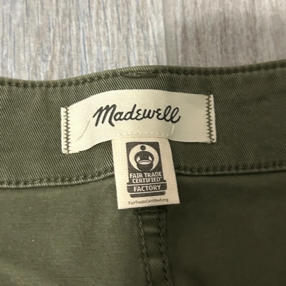 NWOT! Women's Madewell Slim Straight Olive Utility Pant - 25 - Picture 11 of 15